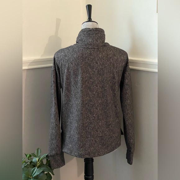 🔵5 For $15🔵 Mondetta Black & Nude Mock Neck Cowl Sweatshirt - Picture 3 of 9